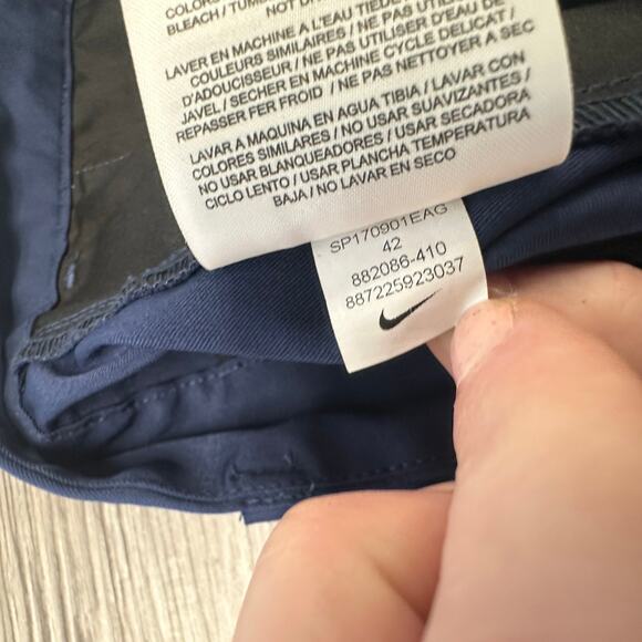 Nike Golf Dri Fit Shorts Navy Blue Mens 42 Stretch Chino Performance Cargo Golf - Picture 10 of 10